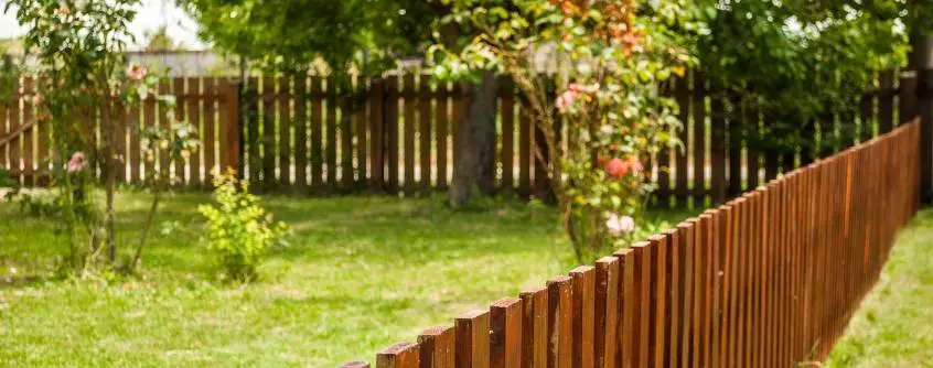 10 Types of Fencing That Are Eco Friendly And Look Great hdr