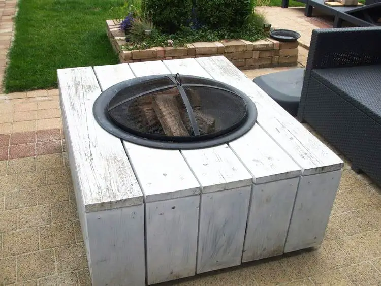 9 Diy Fire Pit Table Ideas To Build For Your Yard Now