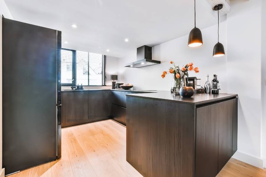 dark pendant lighting for kitchen