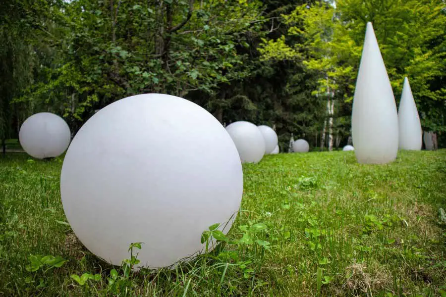 custom inflatable backyard art
