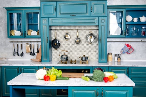 15 Ways Turquoise Decor Can Rock Your Kitchen